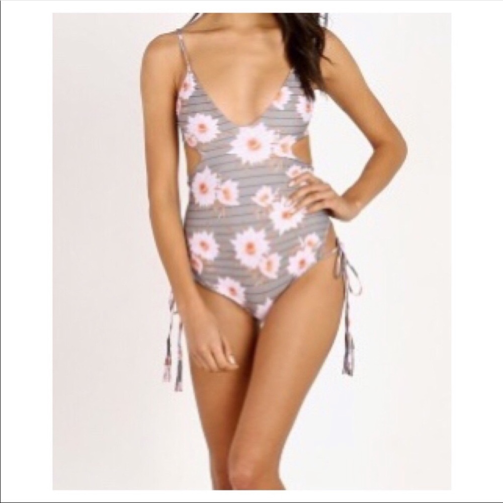 ACACIA Naomi one piece bathing suit